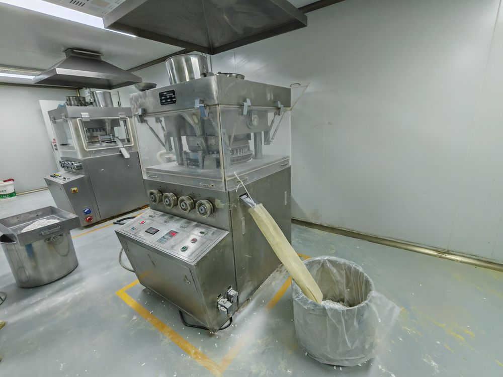 Quality control laboratory photo 3